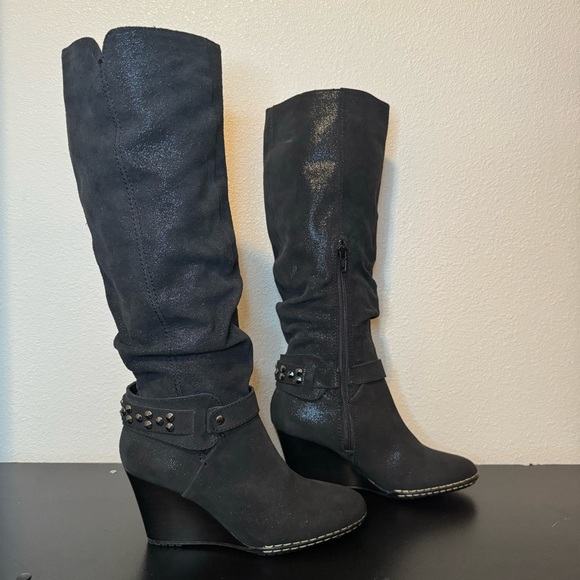 Boots & Shoes Show! Like to Be Notified When I go Live! - Picture 8 of 16